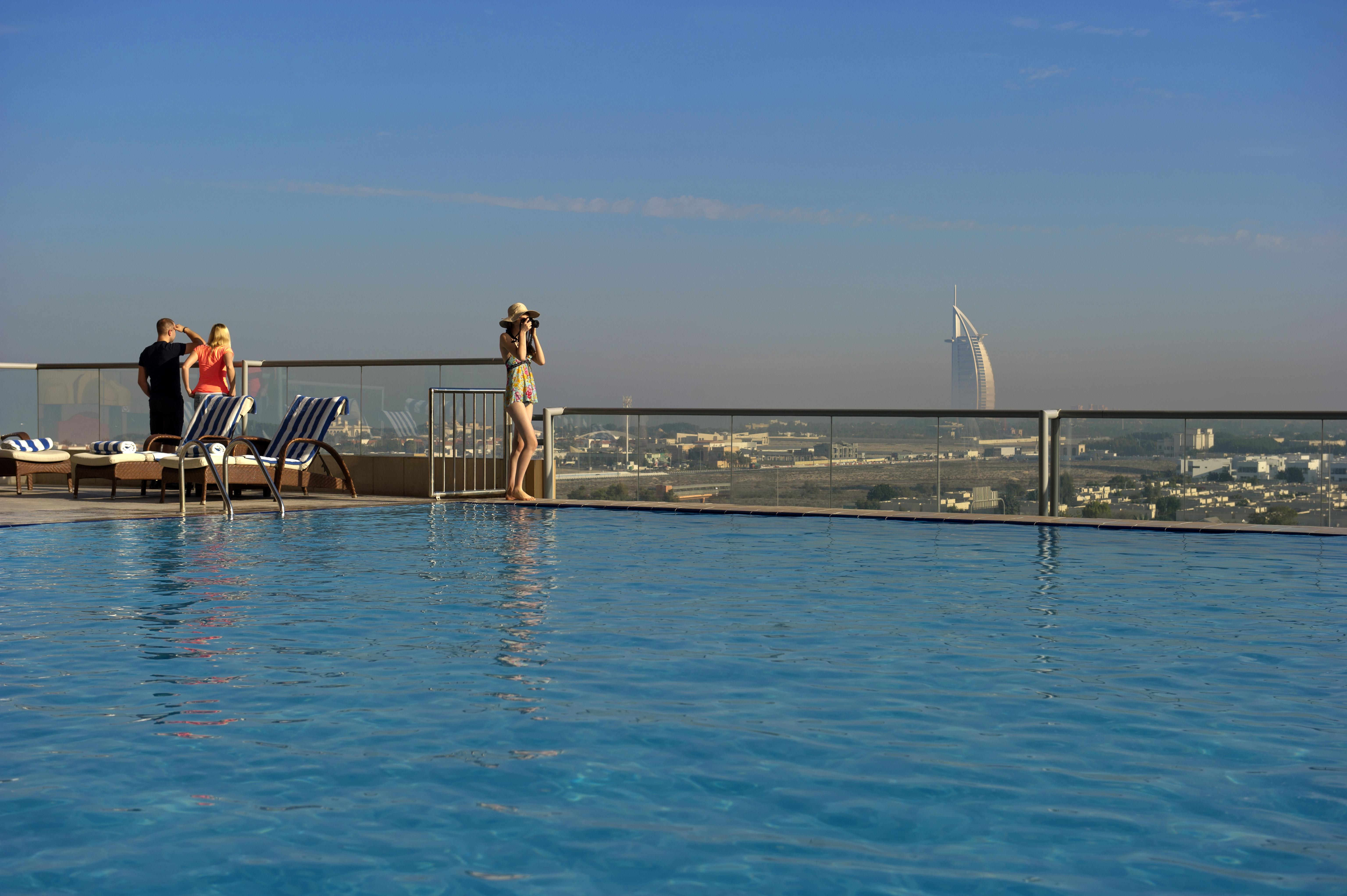 Aparthotel Two Seasons & 4*