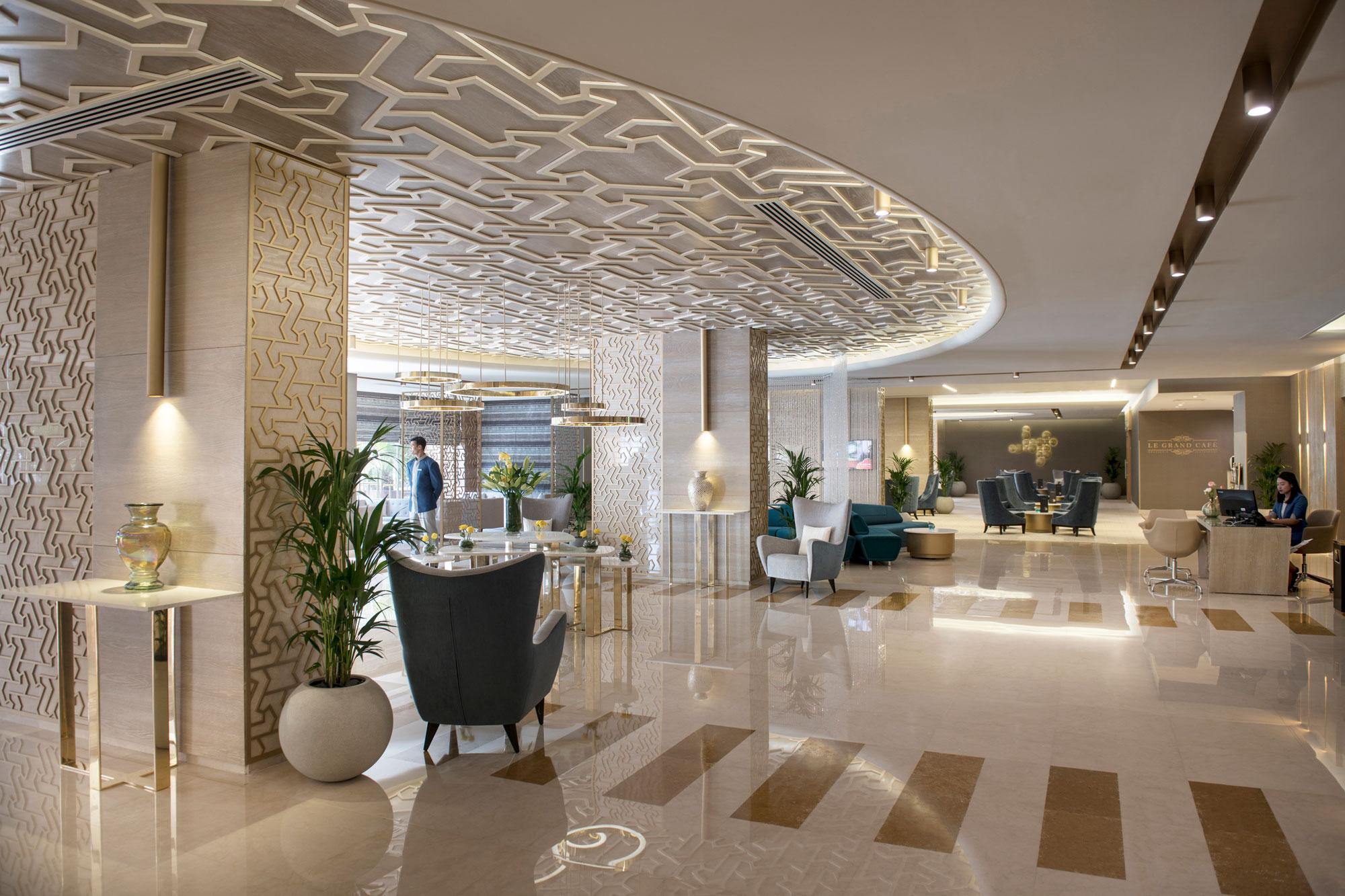 Aparthotel Two Seasons & 4*
